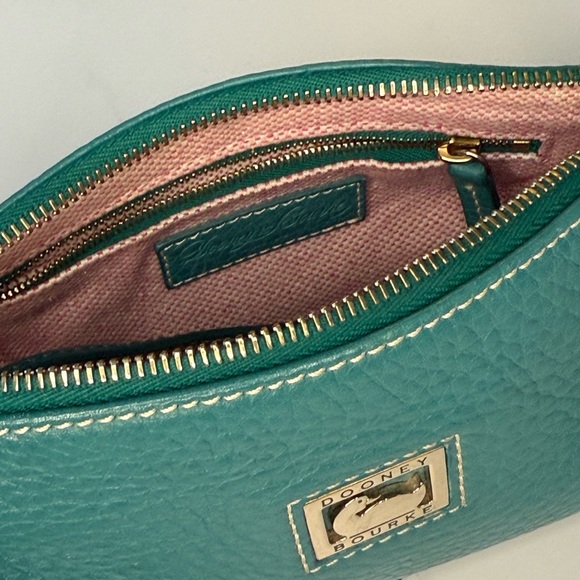 Dooney & Bourke Dillen Mini Barrel Bag in Turquoise Pebbled Leather (RARE) - Picture 4 of 10